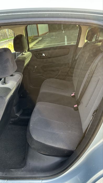 Citreoen C4 1.6 hdi 110cp ,an  2007 ,121200 km stare buna unic proproetar !