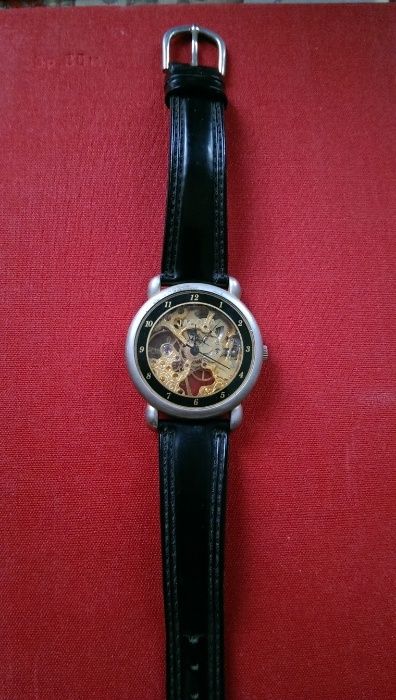 Часы прозрачные механические JAPONA