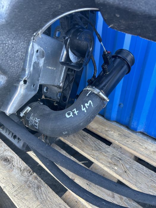 Furtun stânga intercooler Audi Q7 4M 3.0 Tdi CRT