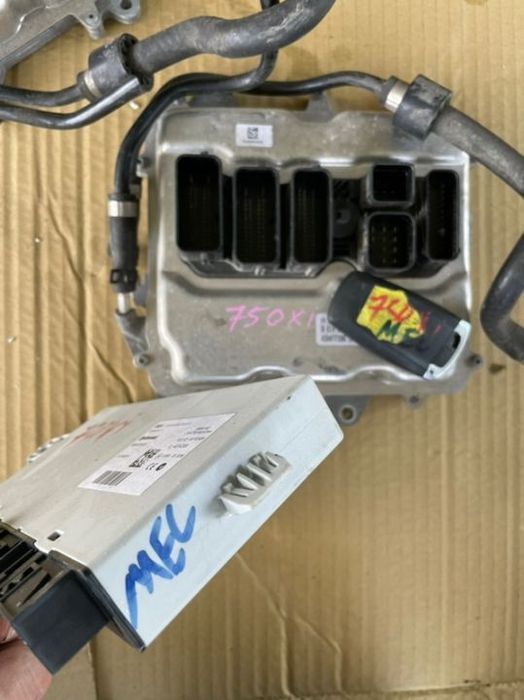 kit ecu pornire bmw 750i F01 550ix F10 650xi F13 N63 cas 4 9299333