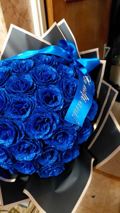 Buchete din trsndafiri de sapun si cu sclipici