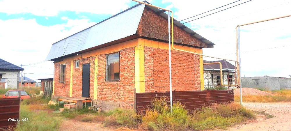 Продам участок с времянкой