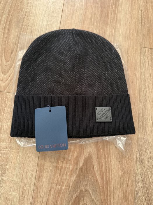 Caciula Louis Vuitton