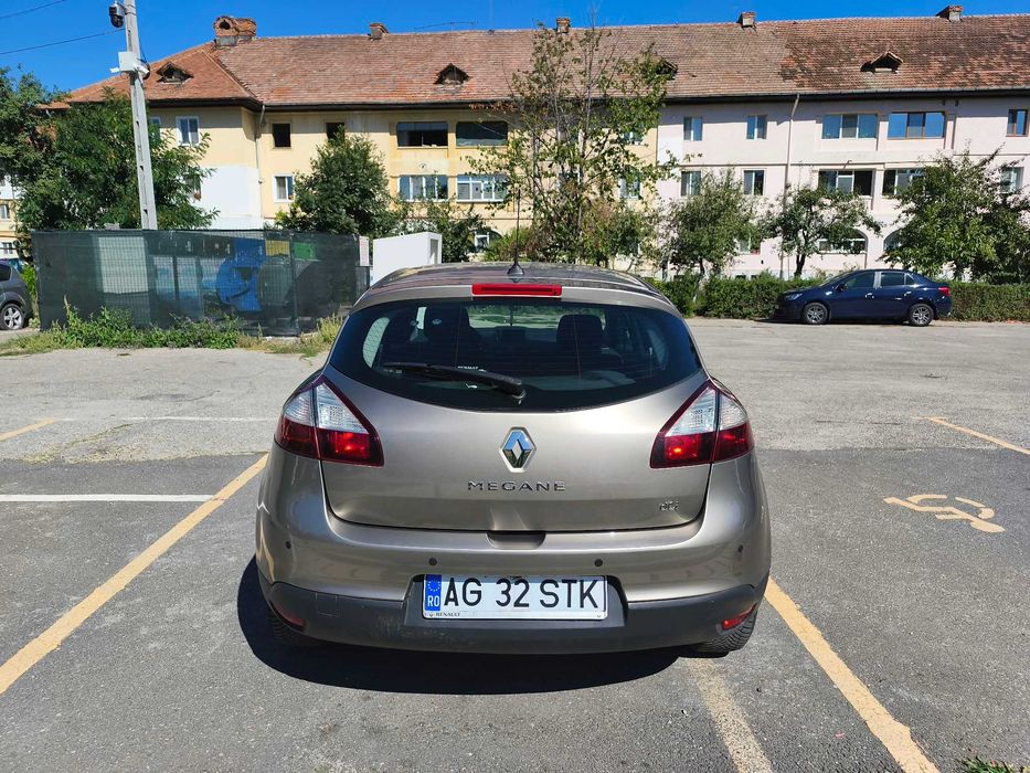 RENAULT Megane 2015 — imagine 4
