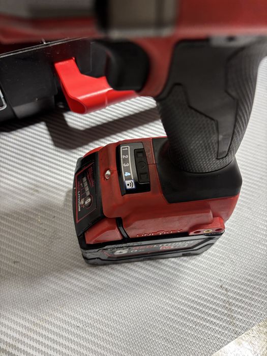 Pistol impact milwaukee M18 ONEFHIWF34