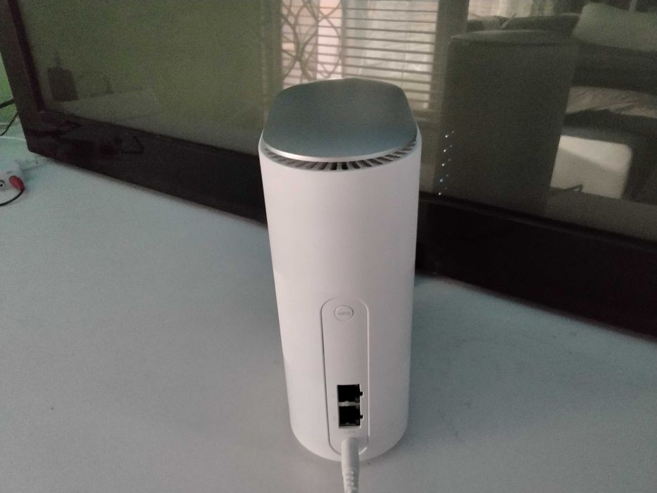 последен модел 5G сим карти рутер за мобилен интернет на Иетел 2025 г.