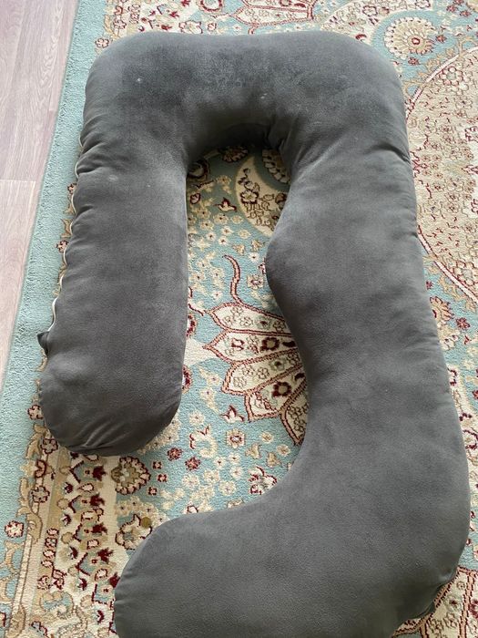 Беременныи ларға жастық