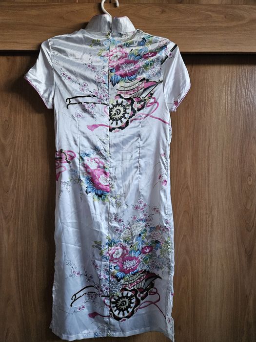 Продам новое платье под китайский стиль