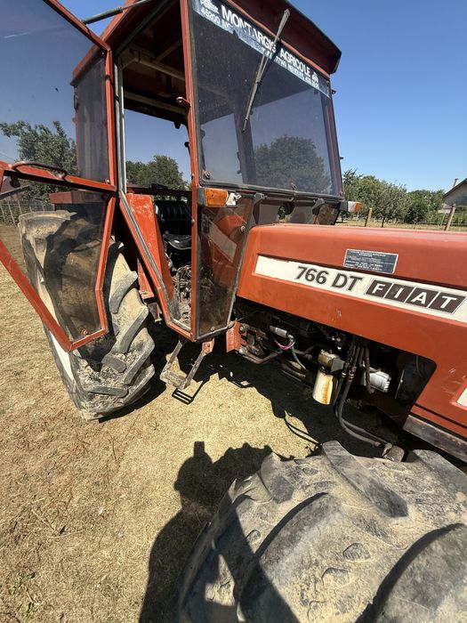 Tractor fist 766