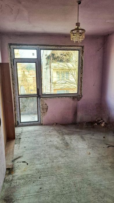 Апартамент в Троян - център ул. Любен Каравелов