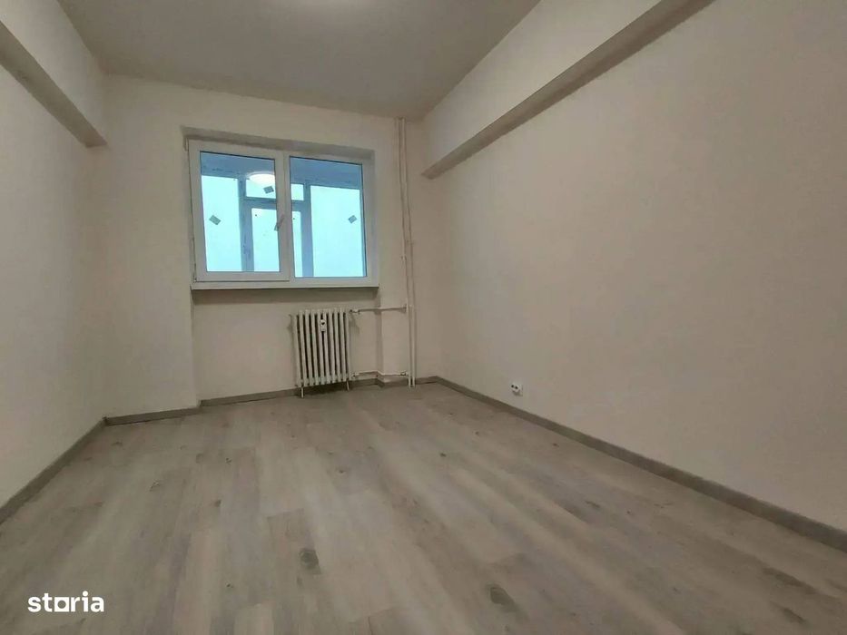 Apartament 3 camere, etaj 9, vedere liberă