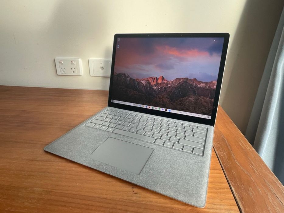 Microsoft laptop 2