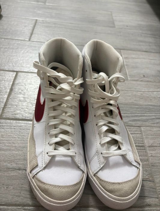 Adidasi Nike marimea 40