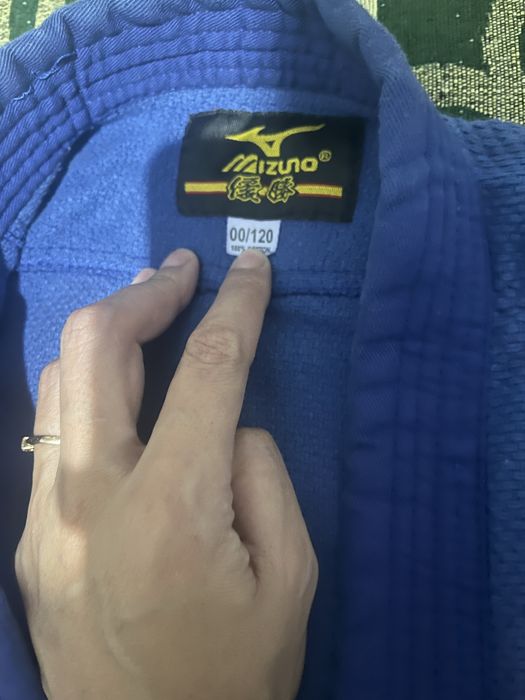 Продам кимоно в разных размерах