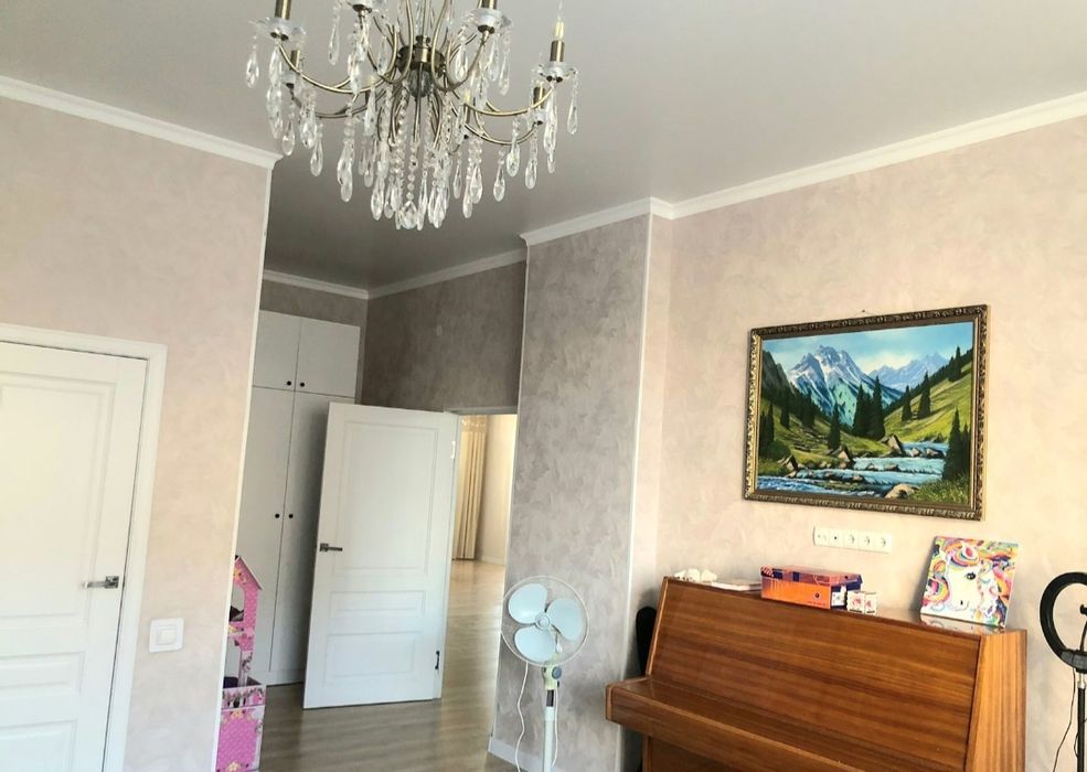продам 4-х ком. кв. каратал 2-этаж