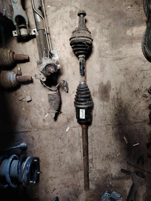 Полуоска Полуоски за БМВ х5 е53 / BMW x5 e53