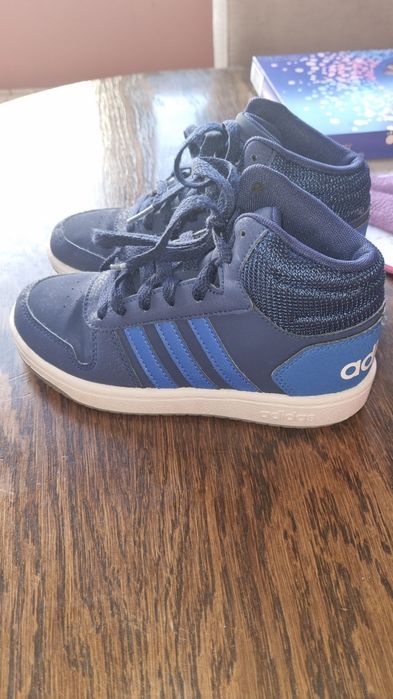 Кецове Adidas  .