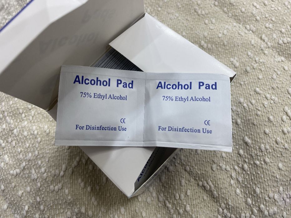 Салфетки стерильные для уколов