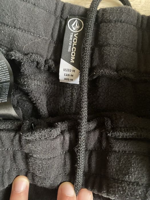 Мъжки Анцуг VOLCOM