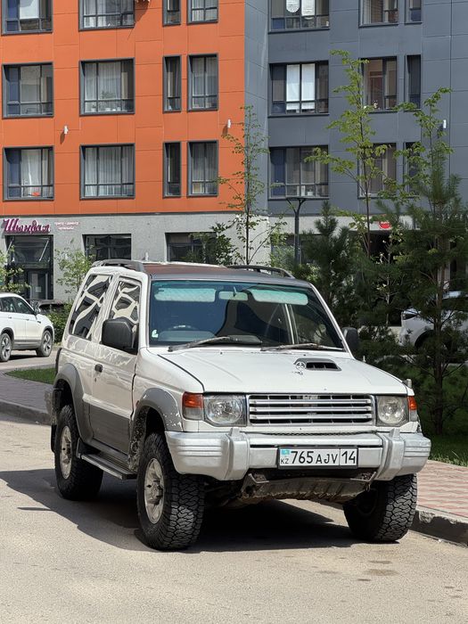 Mitsubishi Pajero, 1995