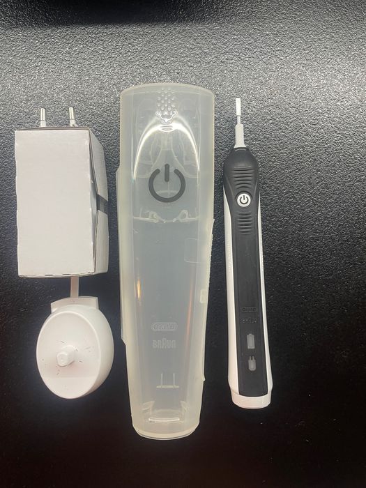 Продавам четка за зъби