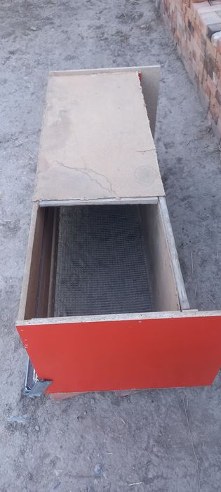 Брудер клетка балапанга