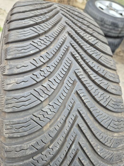 4бр. 215/65/17 Michelin Alpin5 зимни гуми