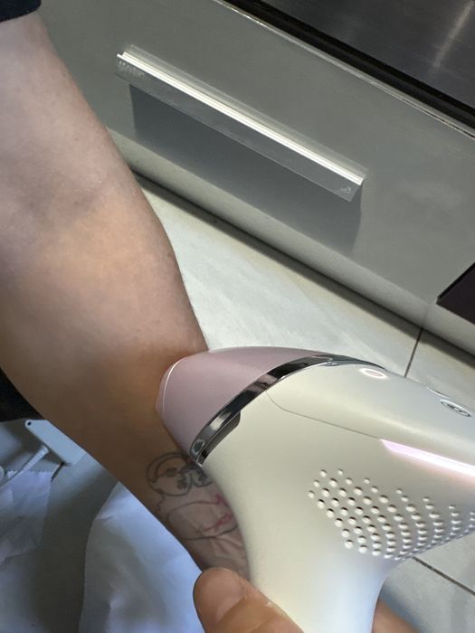 Epilator ipl philips  seria 900 / bri947