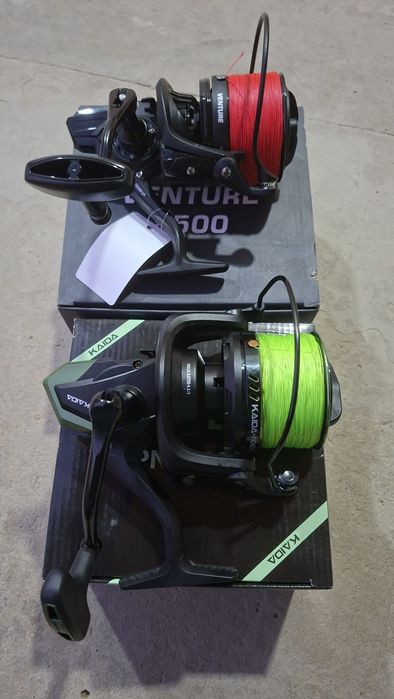 Karpoviy qarmoq to'plam sotiladi.