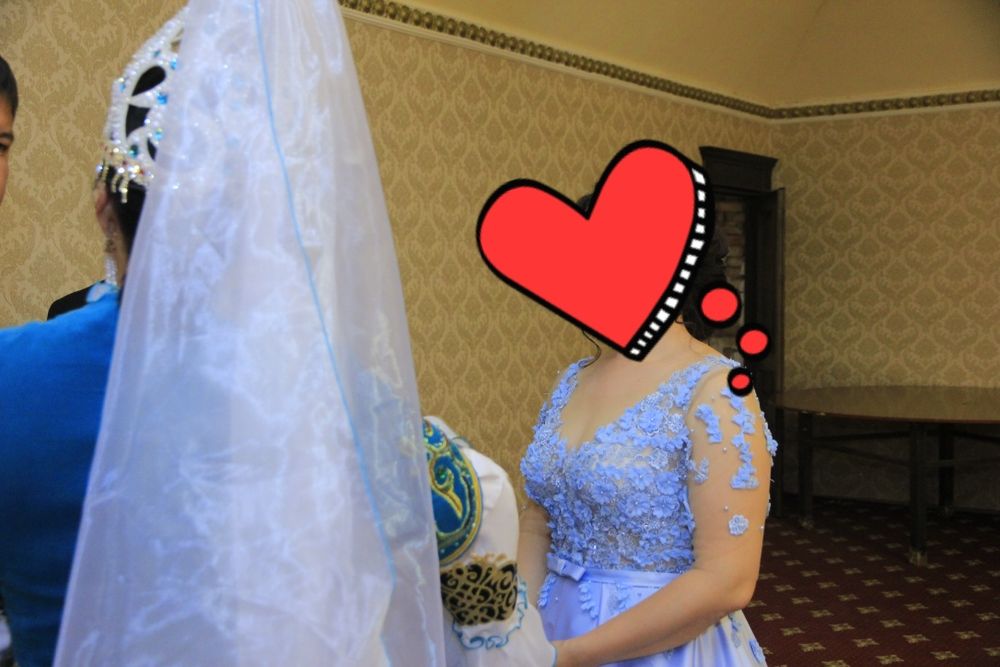 Вечерние платья . Узату