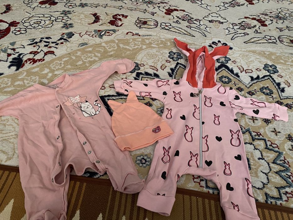 Продам детские вещи