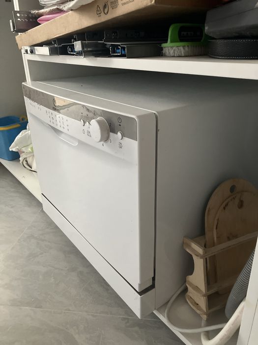 Посудамоечная машина indesit