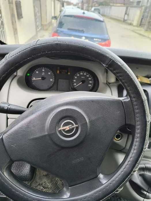 Opel vivaro 2.0tdci