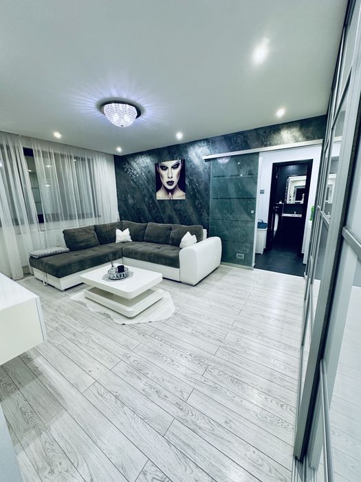 Inchiriez  apartament 3 camere Drumul Taberei