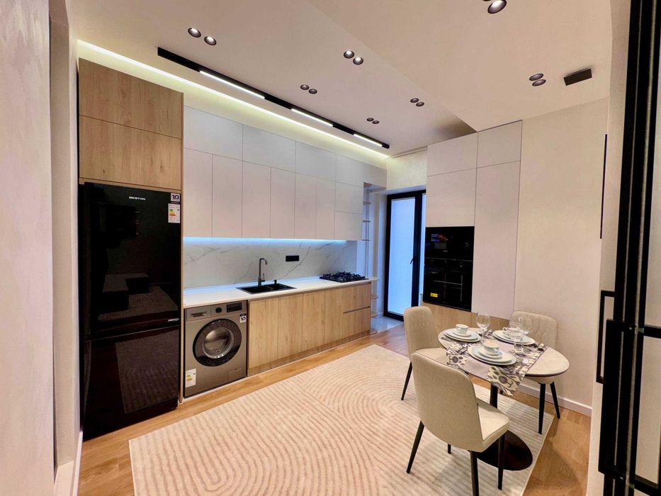 Vegas Tower 3 комнатная Шота Руставели, новый ЕВРО ремонт