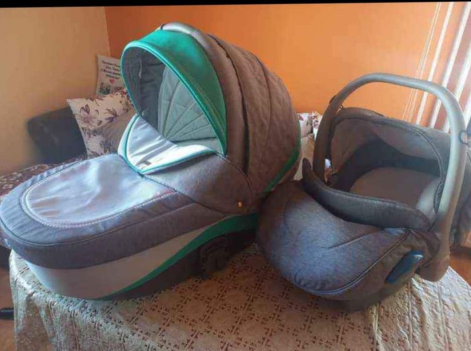 Количка бебешка запазена