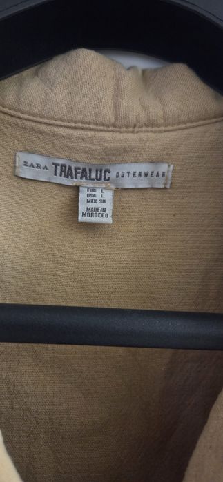 Trenci subțire Zara,marimea L,stare foarte buna
