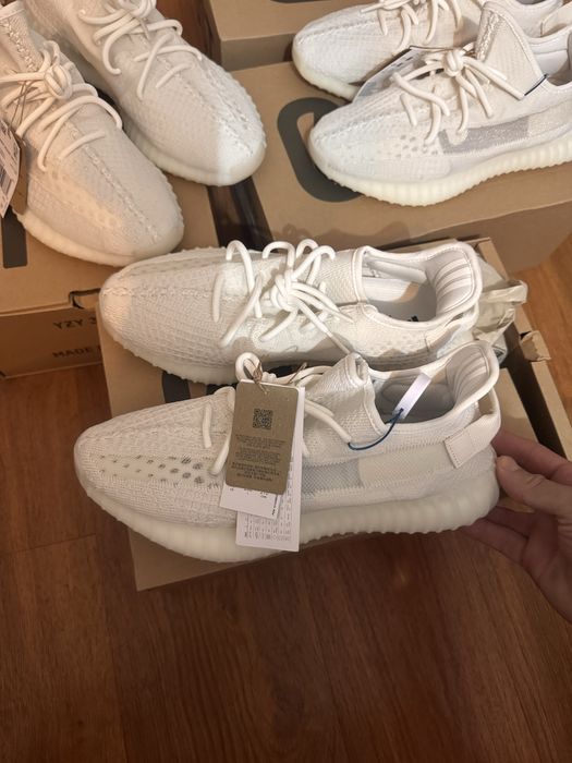 Adidas Yeezy 350 V2 Bone 43 1/3, 44, 46 2/3