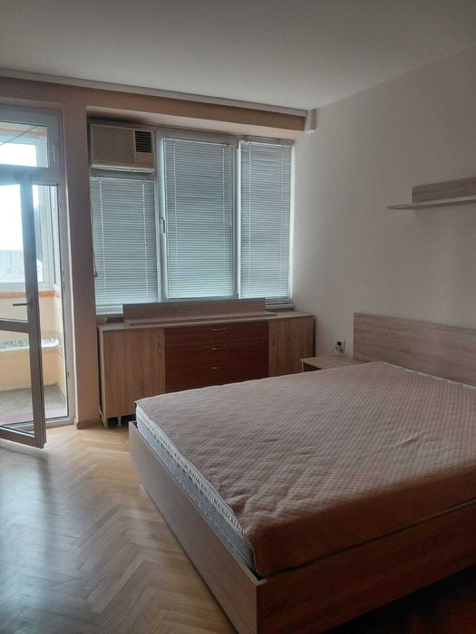 Продава готов за живеене апартамент