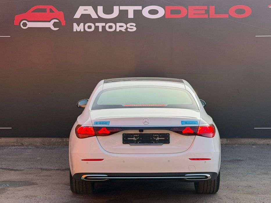 Mercedes benz  E300 4matic