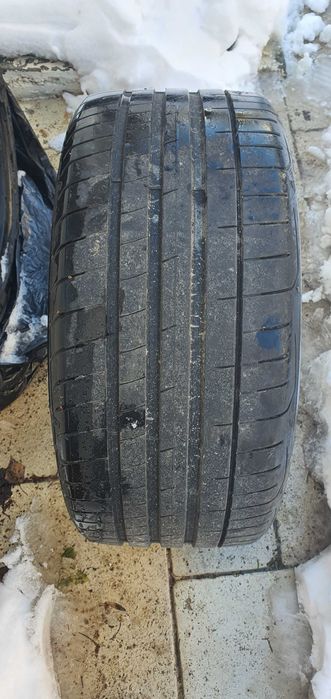 Anvelope iarna Dunlop si GoodYear