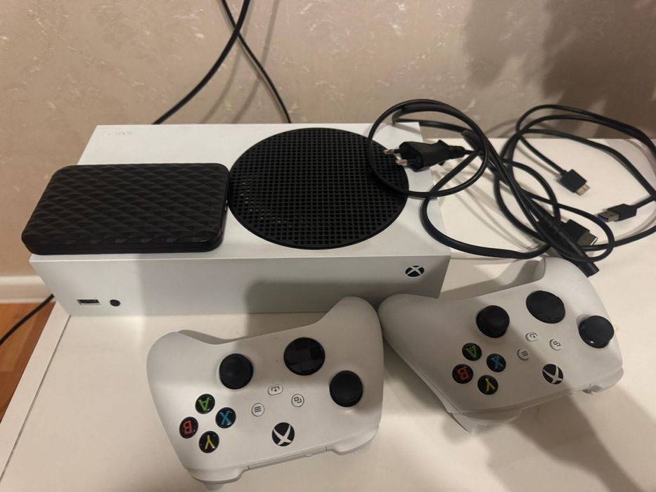 Продам xbox series s