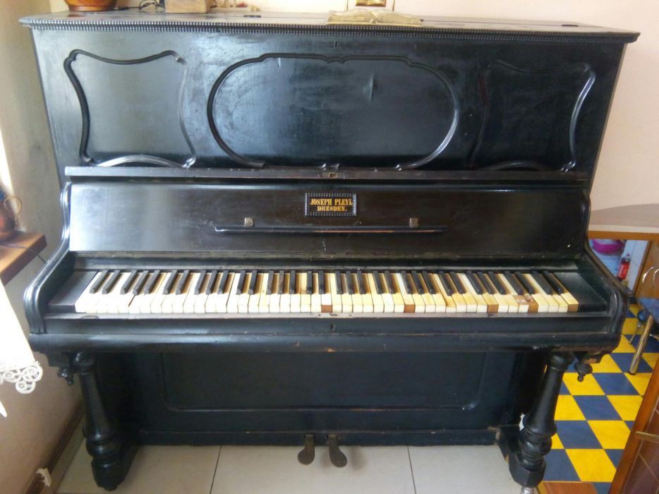 Pianina Joseph Pleiyl Dresden anul1800