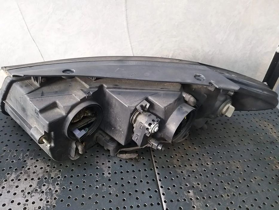 Far dreapta hyundai santa fe 2 cm 921022bxxx