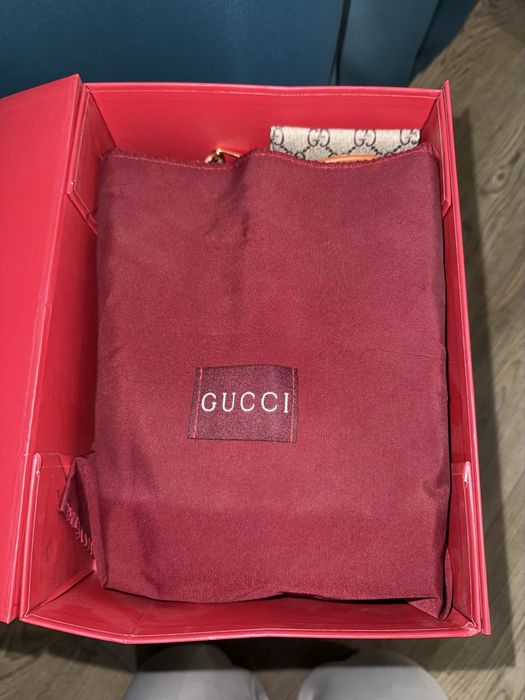 Чанта Gucci с кутия