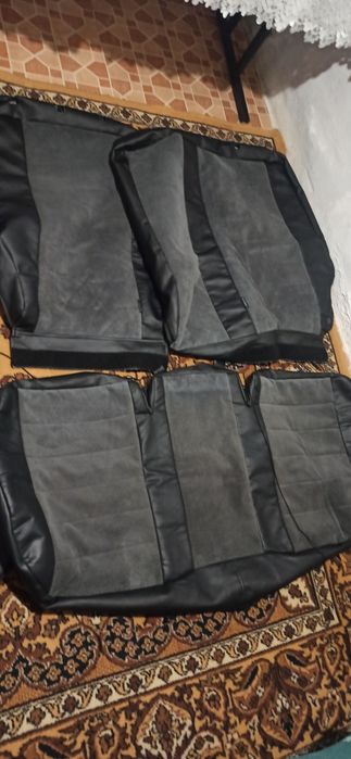 Продам авто чехлы комплект