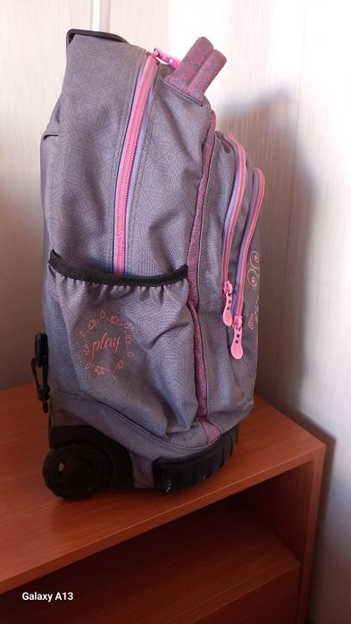 Ученическа раница карета