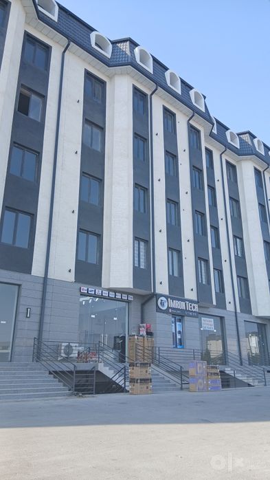 Йанги квартира сотилади 70 кв 3 -етаж
