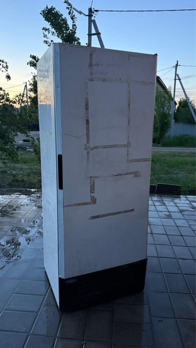 Продам холодильник