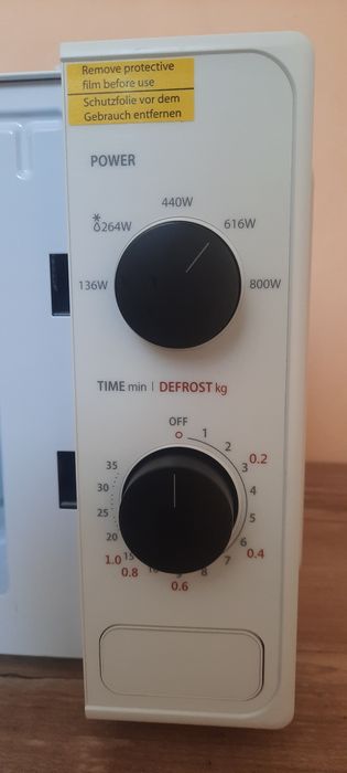 Нова Микровълнова Toshiba 20 литра, 800W